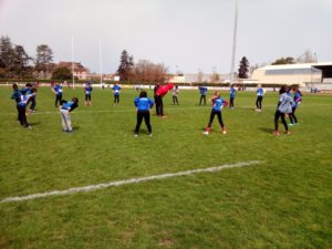 Échauffement des poussins du castres Athlétisme à la 3ème journée du challenge départemental Poussins 2018 à Graulhet